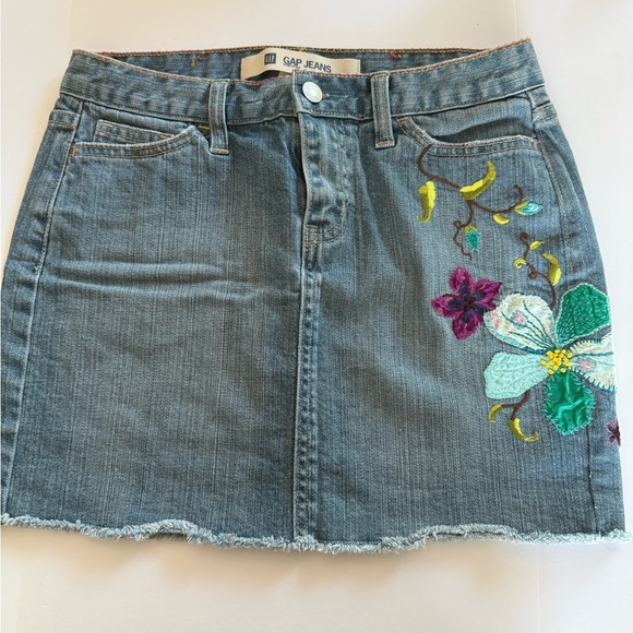 GAP Dresses & Skirts - Gap Embroidered Denim Mini Skirt